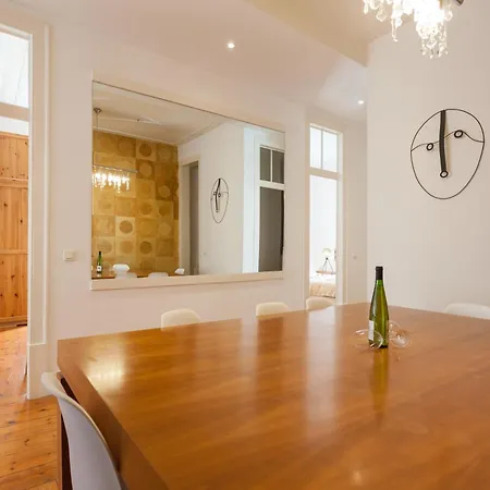 Tejo Vintage Three-bedroom - By Lu Holidays Appartement Lissabon