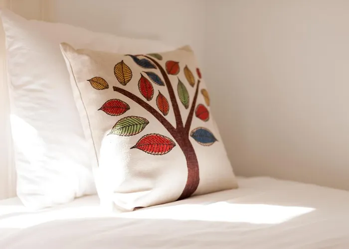 Tejo Vintage Three-bedroom - By Lu Holidays