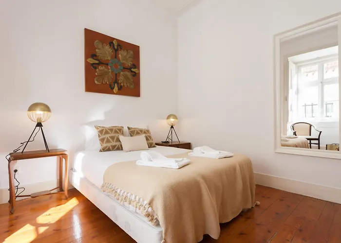 Apartman Tejo Vintage Three-bedroom - By Lu Holidays