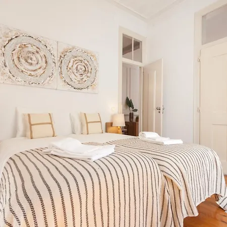 Апартаменты Tejo Vintage Three-bedroom - By Lu Holidays Лиссабон