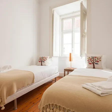 Апартаменты Tejo Vintage Three-bedroom - By Lu Holidays Лиссабон