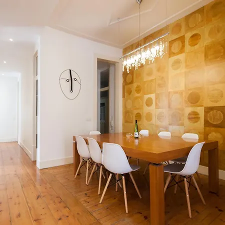 Tejo Vintage Three-bedroom - By Lu Holidays Апартаменты *