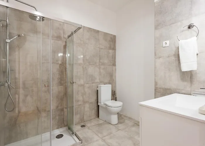 Tejo Vintage Three-bedroom - By Lu Holidays *