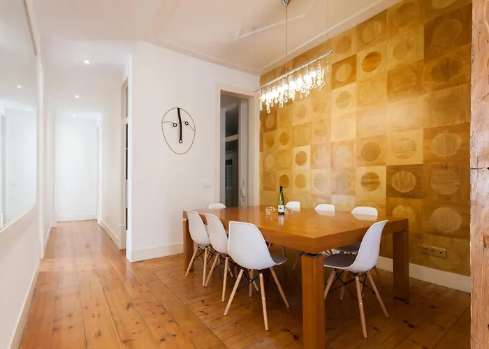 Tejo Vintage Three-bedroom - By Lu Holidays Apartment *
